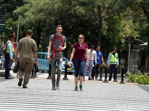 Pelican Crossing Wujudkan Jakarta Ramah Bagi Semua Warga Pelican Crossing Wujudkan Jakarta Ramah Bagi Semua Warga