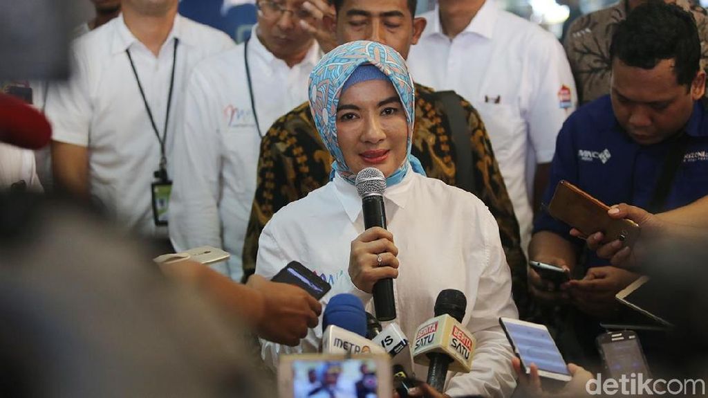 Top! Dirut Pertamina Masuk Daftar Wanita Paling Berpengaruh Dunia Top! Dirut Pertamina Masuk Daftar Wanita Paling Berpengaruh Dunia