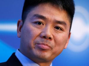 CEO JD.com Digugat Mahasiswi China Atas Tuduhan Pemerkosaan