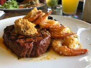 Nyam! Ini 10 Fillet Steak Juicy Plus Mashed Potato Buat Makan Siang