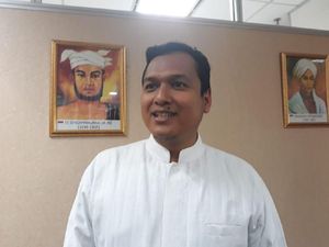 PKS Protes Banyak Atribut Pro-Jokowi di Kampanye Damai PKS Protes Banyak Atribut Pro-Jokowi di Kampanye Damai