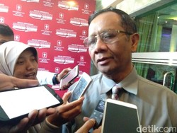 Erick Thohir Jadi Ketua Timses Jokowi, Mahfud MD: Bagus