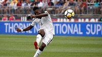 Gyan Asamoah tampil produktif di Ghana. Dia sudah 51 kali menjaringkan bola ke gawang lawan. (Foto: Jim Rogash/Getty Images)