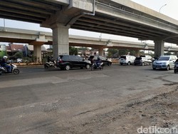 Senin Besok Truk Besar Dilarang Melintas di Kalimalang