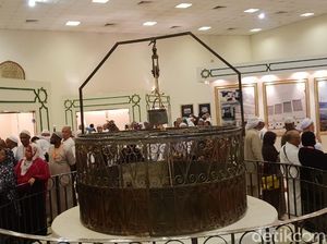Melihat Pernak-pernik Kuno 2 Masjid Suci di Museum Haramain
