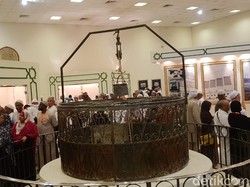 Melihat Pernak-pernik Kuno 2 Masjid Suci di Museum Haramain