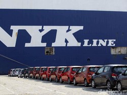 Jokowi Permudah Ekspor Mobil Demi Neraca Dagang Kinclong