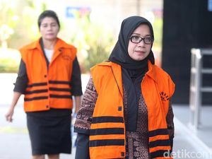 Di Dakwaan Eni, Novanto Pernah Minta Proyek ke Dirut PLN Di Dakwaan Eni, Novanto Pernah Minta Proyek ke Dirut PLN