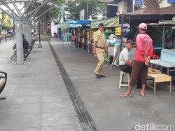 PKL Minta Pembangunan Pintu Barat Kantor Gubernur DIY  Diatur