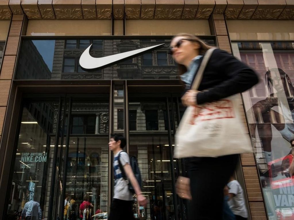 Imbas Perang Dagang, Nike Alihkan Sebagian Produksi ke Indonesia Imbas Perang Dagang, Nike Alihkan Sebagian Produksi ke Indonesia