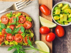 Pria Ternyata Malu Menyantap Makanan Vegetarian, Ini Sebabnya