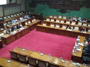 Soroti Rupiah Loyo Lawan Dolar AS, Anggota DPR Kritik Tax Amnesty