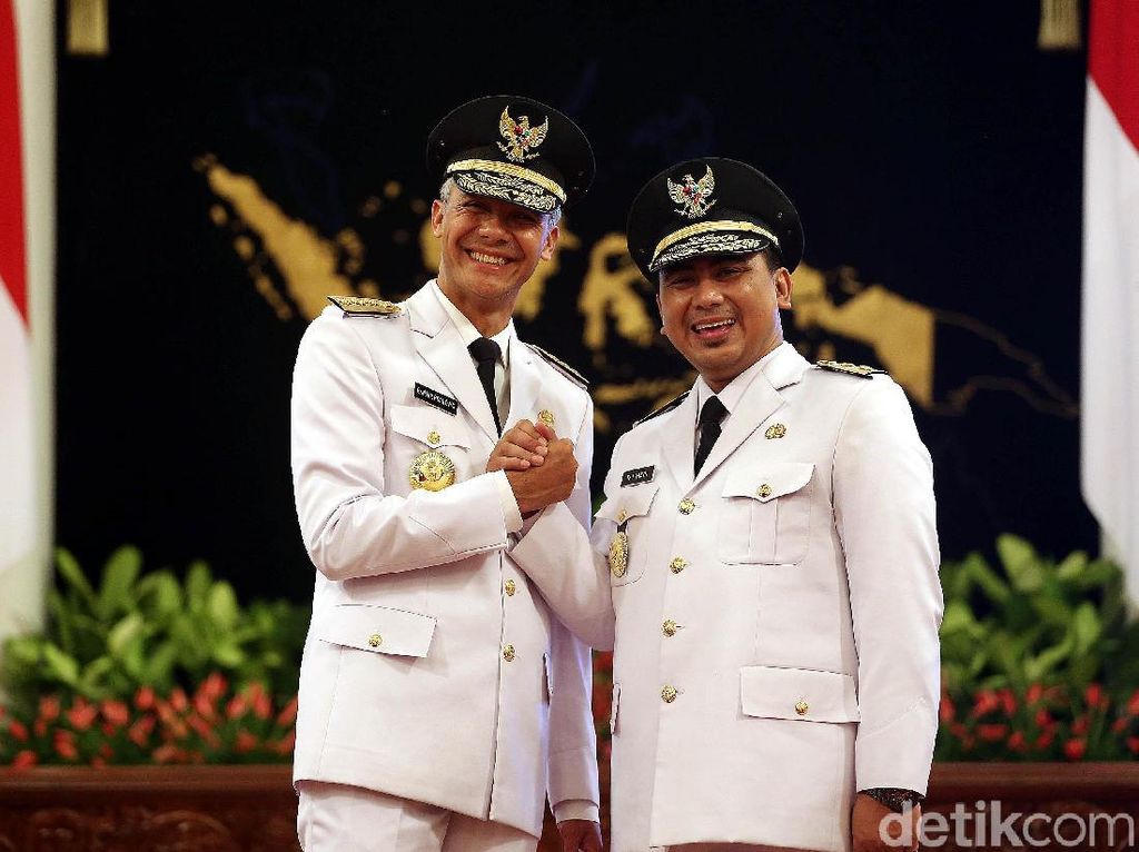 UAS Batalkan Ceramah karena Intimidasi, Ini Respons Ganjar-Yasin UAS Batalkan Ceramah karena Intimidasi, Ini Respons Ganjar-Yasin