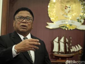 Debat Capres Berbahasa Inggris, OSO: Memang Mau Pamer Apa? Debat Capres Berbahasa Inggris, OSO: Memang Mau Pamer Apa?