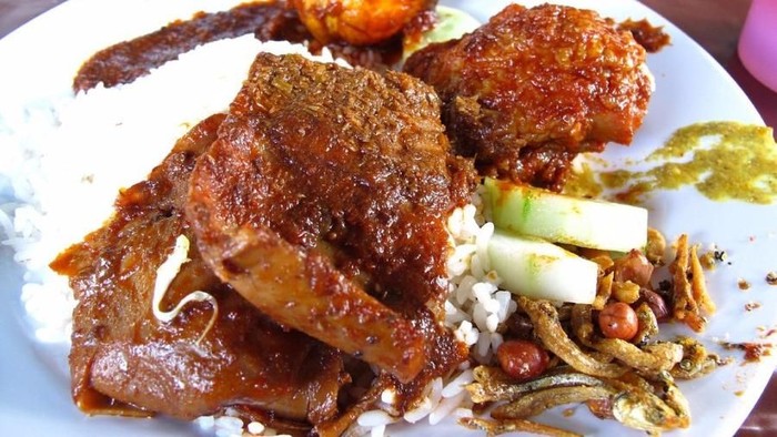 Tak Pernah Sepi, 6 Wisata Kuliner Kuala Lumpur Paling Ramai Pengunjung c94f3c19 5922 45b9 ab1f e626506a0f03 169 - Tak Pernah Sepi, 6 Wisata Kuliner Kuala Lumpur Paling Ramai Pengunjung