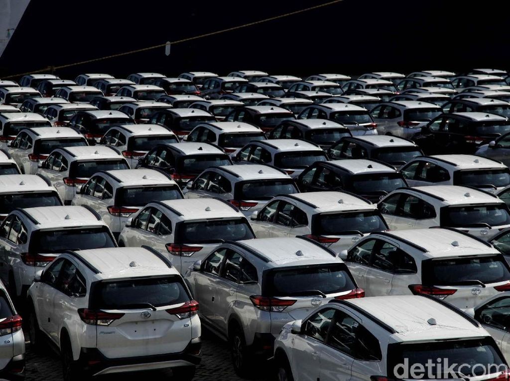Airbag Rush di Filipina Bisa Mengembang Sendiri saat Hantam Lubang Airbag Rush di Filipina Bisa Mengembang Sendiri saat Hantam Lubang