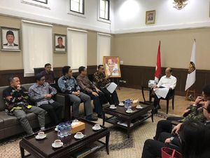 Proyek 15.200 MW Ditunda, Pengusaha Listrik Temui Arcandra Proyek 15.200 MW Ditunda, Pengusaha Listrik Temui Arcandra