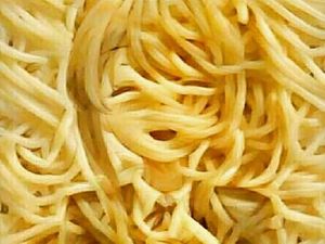 Kreatif! Wajah Donald Trump hingga Tokoh Kartun Dibuat dari Spaghetti