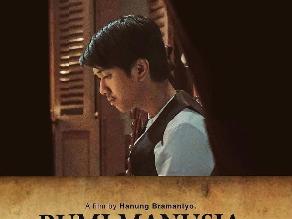 Jadi Minke, Iqbaal Ramadhan Makan di Lantai dan Cuci Baju Sendiri Jadi Minke, Iqbaal Ramadhan Makan di Lantai dan Cuci Baju Sendiri