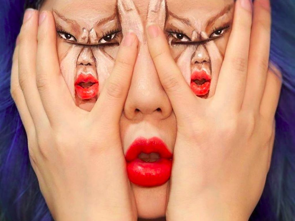 Ilusi Optik dari Make Up Artist yang Satu Ini Bikin Migrain Kambuh! Ilusi Optik dari Make Up Artist yang Satu Ini Bikin Migrain Kambuh!