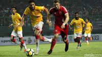 Persija Dikalahkan 10 Pemain Selangor FA