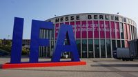 Melihat Unik dan Megahnya Pameran Teknologi Terbesar