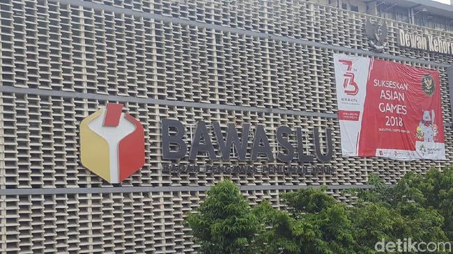 Projo Minta Pencalegan Fadli Zon Dibatalkan karena Kasus Hoax Ratna Projo Minta Pencalegan Fadli Zon Dibatalkan karena Kasus Hoax Ratna