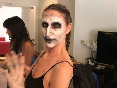Transformasi Pemeran Utama Film The Nun, Dari Valak Hingga Sosok Aslinya