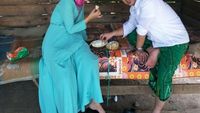 Soto dan Durian Jadi Makanan Favorit Gus Yasin, Wagub Jawa Tengah