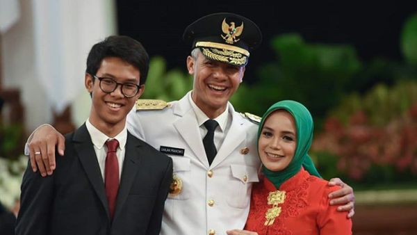 Potret Harmonis Keluarga Kecil Gubernur Jateng Ganjar Pranowo