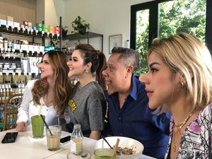 Heboh Artis Edit Foto Dagu Lancip, Netizen Sebut untuk Sindir Roy Kiyoshi