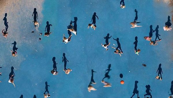 10 Ilusi Optik Keren yang Dibuat Bayangan, Coba Tebak Ilusinya