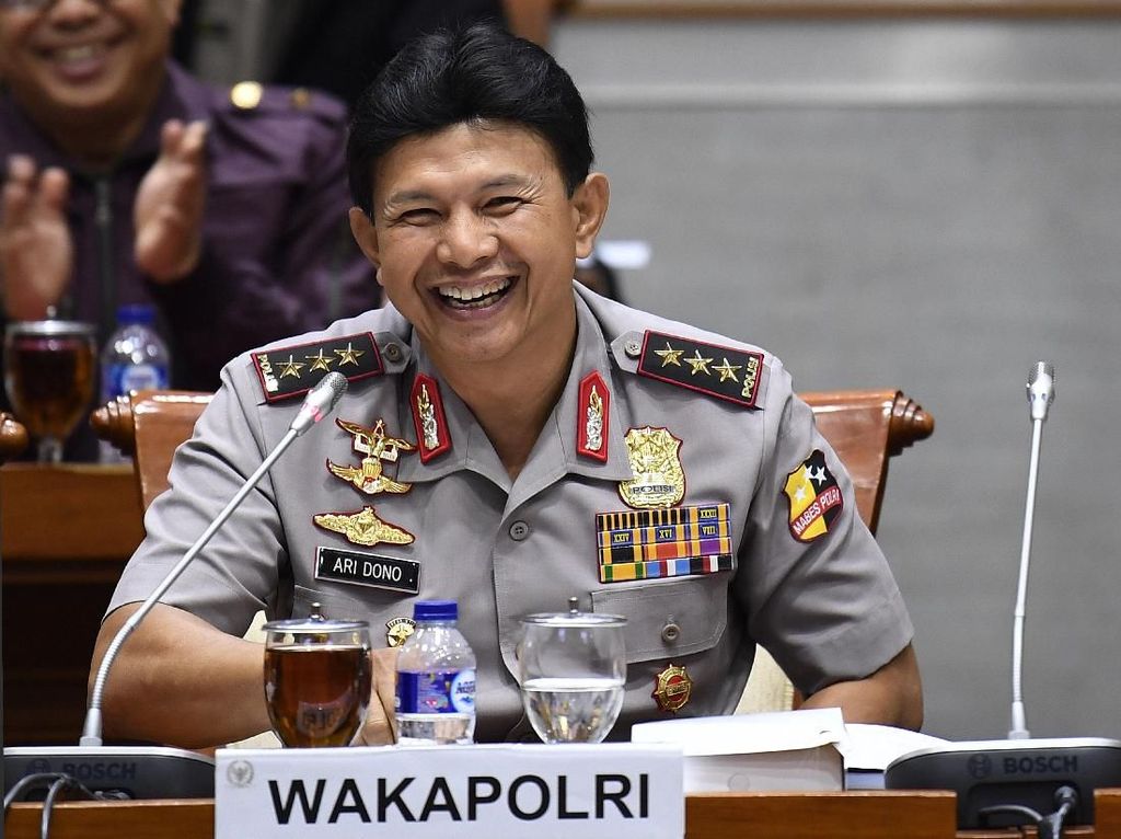Bahas Anggaran dengan DPR, Polri Ajukan Rp 102 Triliun di RAPBN 2020 Bahas Anggaran dengan DPR, Polri Ajukan Rp 102 Triliun di RAPBN 2020