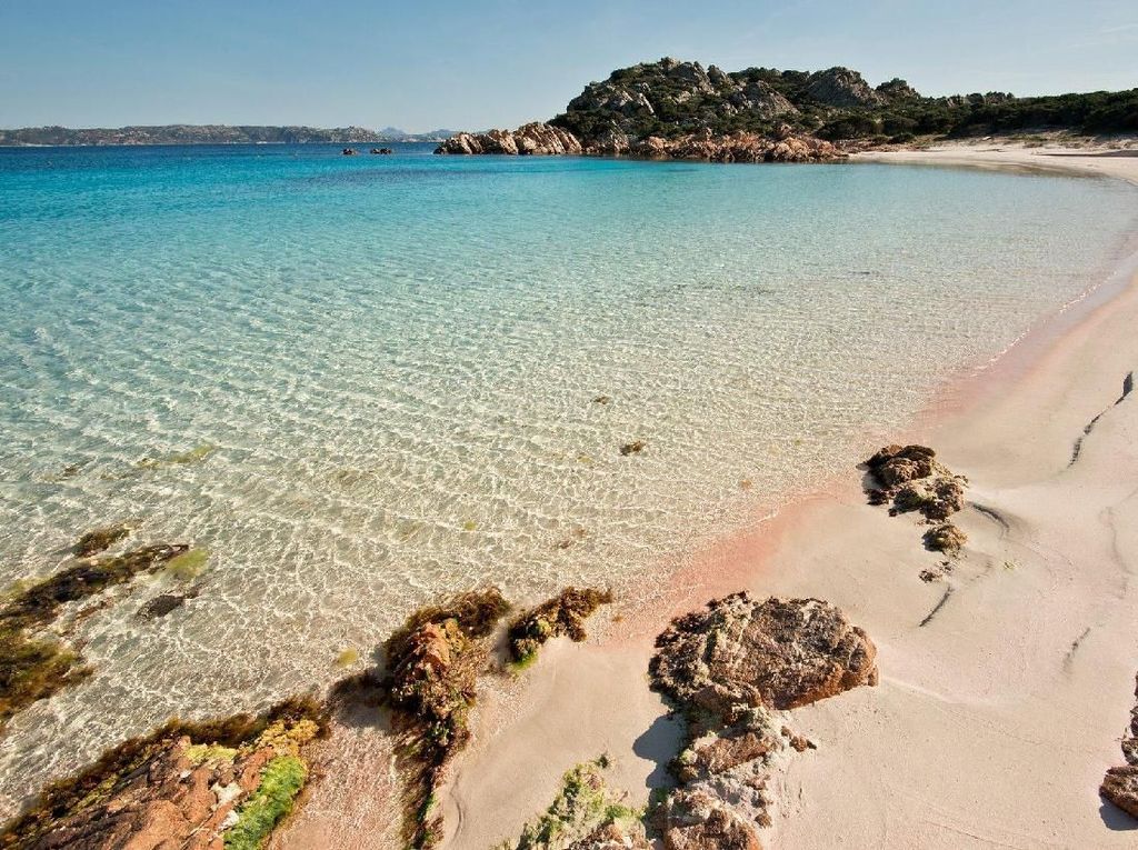 Sardinia, Pulau Cantik Tempat Liburan Cristiano Ronaldo & Kekasihnya Sardinia, Pulau Cantik Tempat Liburan Cristiano Ronaldo & Kekasihnya