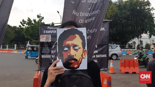 Suciwati dan 14 Tahun Memburu Dalang Pembunuh Munir