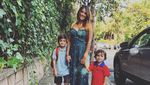 Momen-Momen Messi Antar Thiago dan Mateo ke Sekolah