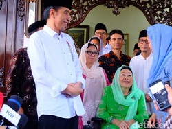 Bertemu Sinta Wahid, Jokowi Ucapkan Selamat Ultah untuk Gus Dur