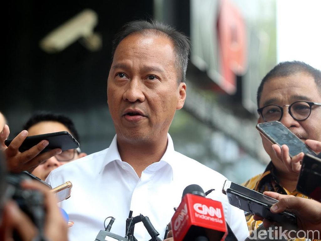 Pemerintah Mau Pangkas Impor Bahan Baku hingga 35%, Caranya? Pemerintah Mau Pangkas Impor Bahan Baku hingga 35%, Caranya?