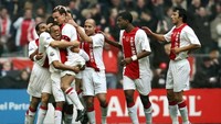 Setelah itu, Sneijder jadi nyawa permainan Ajax Amsterdam di lini tengah. Sneijder memberikan tiga gelar untuk Ajax termasuk juara Liga Belanda pada 2002/2003. (AFP PHOTO / ANP - OLAF KRAAK)