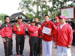 Dua Atlet Wushu Asal Semarang Diarak dan Diberi Bonus