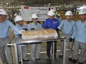 Produksi Pertama Karet Sintetis
