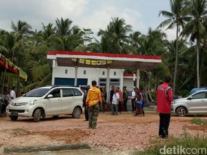 Harga BBM di Papua Turun dari Rp 100.000/Liter Jadi Rp 6.450/Liter