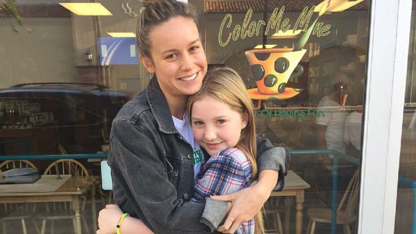 Sosok Keibuan Brie Larson si Captain Marvel