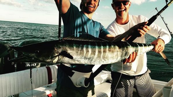 Begini Gaya Justin Timberlake saat Mencicipi Braspberry Kesukaannya