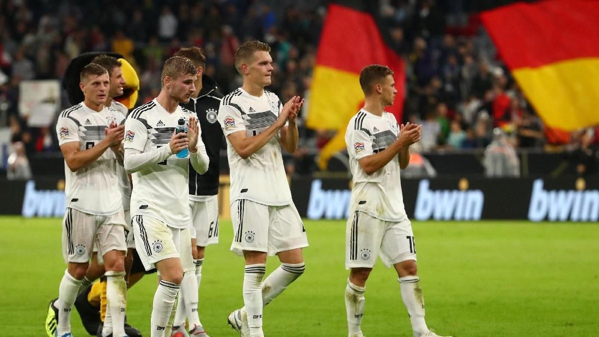 Toni Kroos dan Timo Werner masih jadi bagian dari skuat baru Jerman saat ini (Michael Dalder/Reuters)