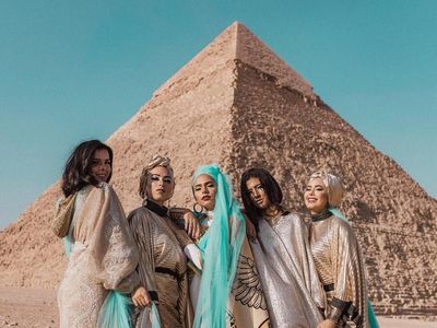 Kenalan dengan 8 Selebgram Arab Cantik, Pesonanya Bikin Meleleh