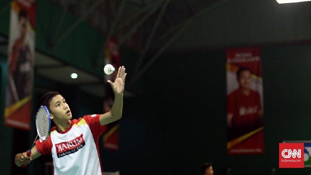 Dibutuhkan kedisiplinan untuk mendidik calon atlet masa depan .