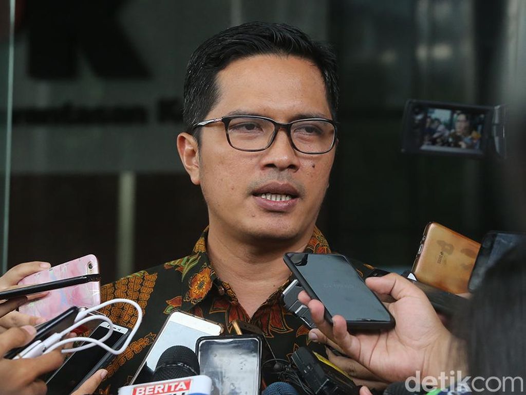 KPK Sambut Positif PP tentang Pemberian Hadiah bagi Pelapor Korupsi KPK Sambut Positif PP tentang Pemberian Hadiah bagi Pelapor Korupsi