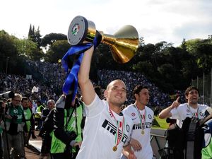 15 Momen Terbaik Wesley Sneijder