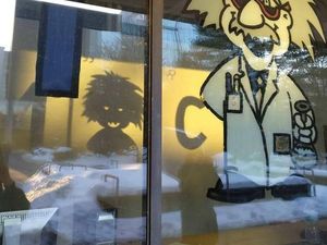 Potret Bayangan yang Bikin Mata Melihat Berkali-kali